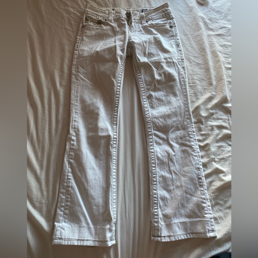 White MissMe Jeans